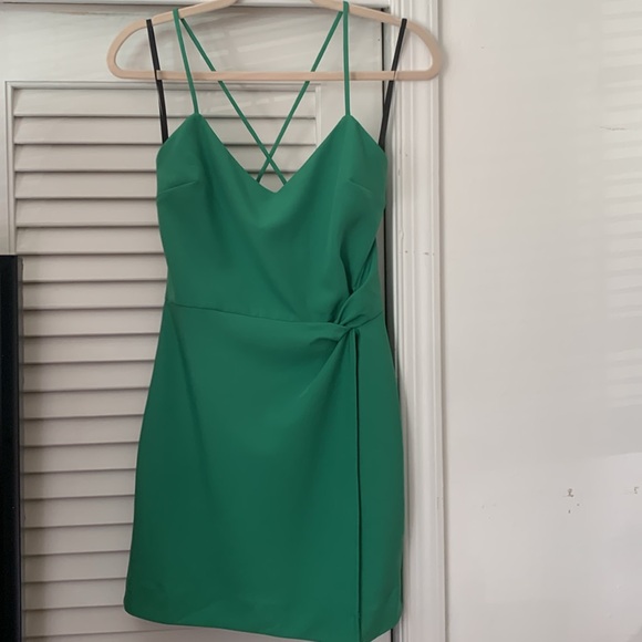 NWT! NBD Kelly Green dress - Picture 10 of 14